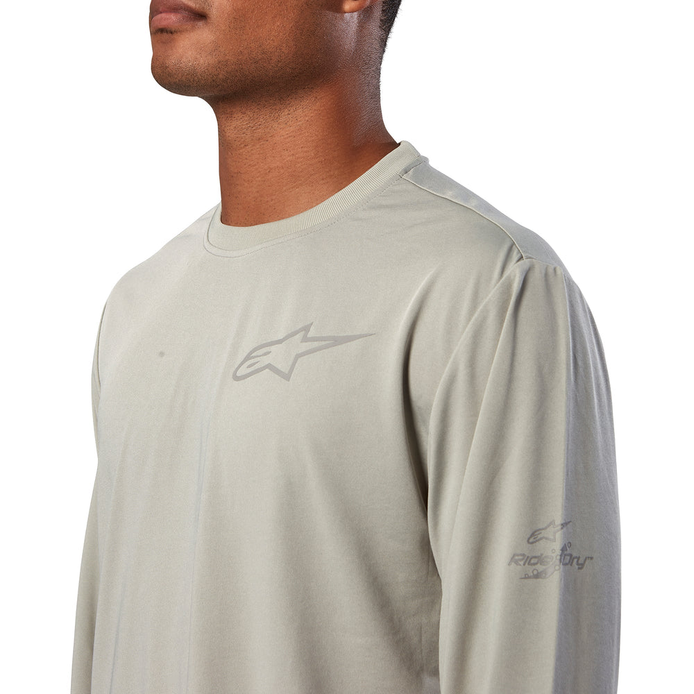 Pursue Performance Tee - Long Sleeve - PC