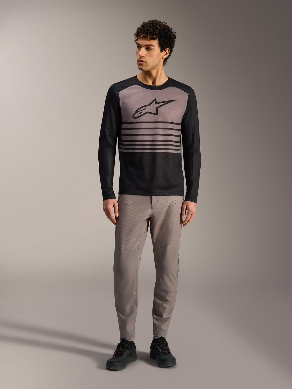 Alpinestars A-Dura Elite Jersey 2.0, long sleeve black and grey MTB jersey with chest logo and stripe details.
