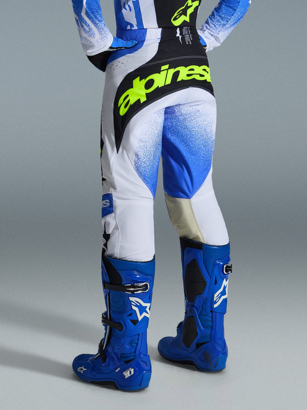 2026 Techstar Knif Pants