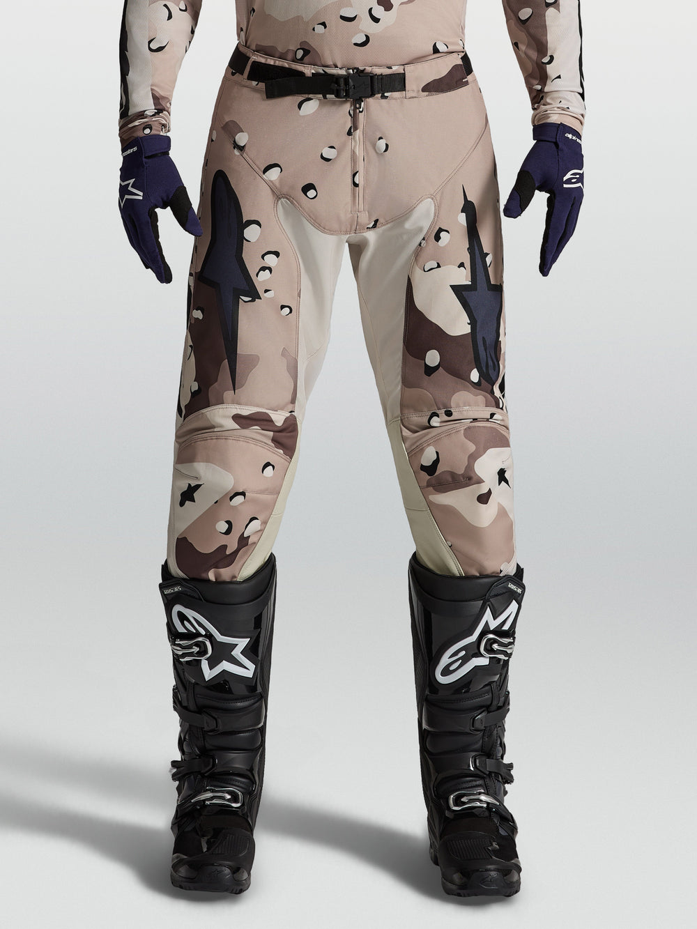 Alpinestars Racer Lone Pants, Motocross Riding Gear, Men, Desert Camo and Black, with reinforced leather inner knees.