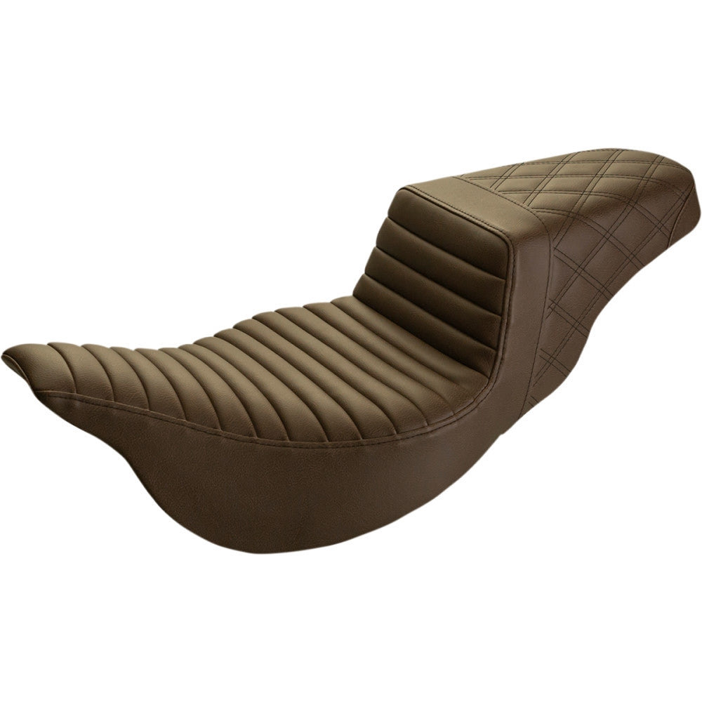 8adac196c7f44942bdaccf6019cf27cb.jpg