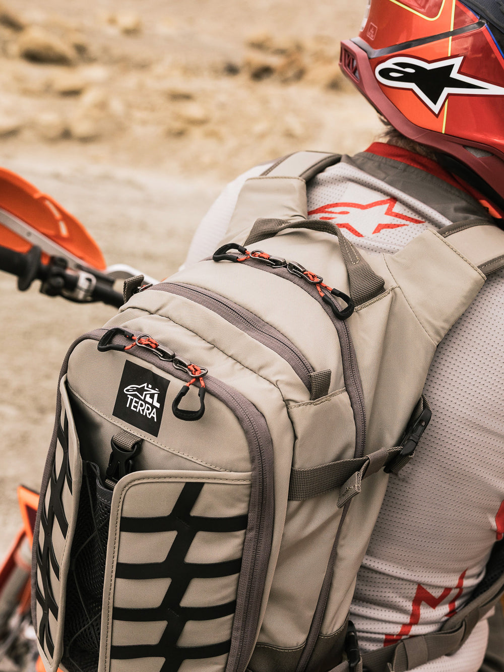 AT-15 Back Pack